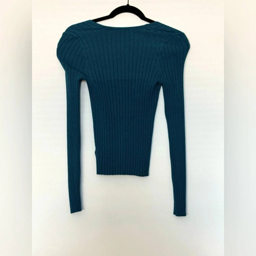Ribbed Fitted Sweetheart Neckline Sweater 💥